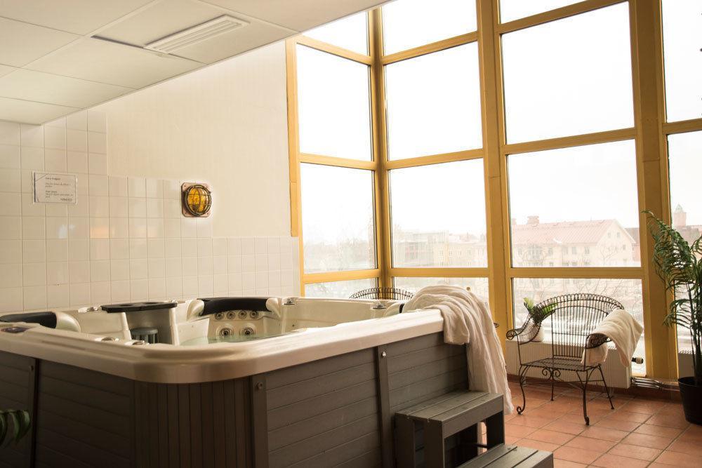 Kumla Hotel ภายนอก รูปภาพ